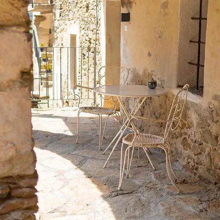 Relais Del Brigante לינה וארוחת בוקר